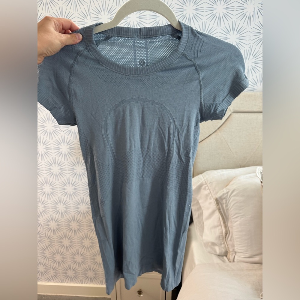 Lululemon Swiftly Tech Short Sleeve Tee light blue